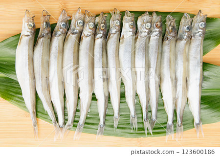 Delicious to eat: Male Sakhalin Shishamo 123600186