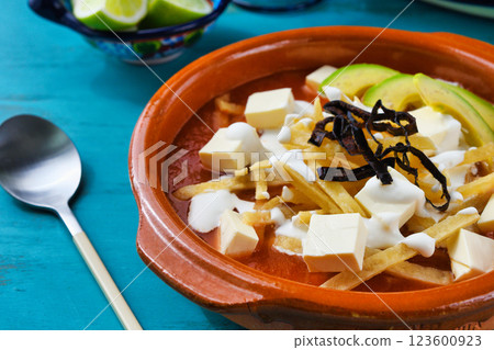 Mexican cuisine Sopa de Tortilla (Sopa Azteca) Mexican cuisine Sopa de Tortilla (Sopa Azteca) 123600923