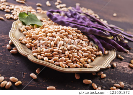 dried beans texture. Food background. Close up. Bean background and textured. Background of bean. 123601872