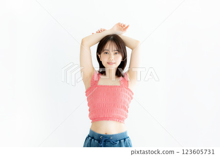 Beauty image of young women Beauty image of young women 123605731