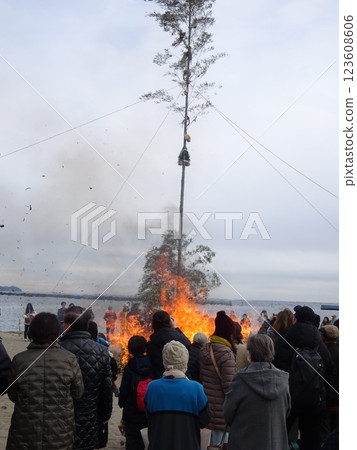 Atami City Dondon Yaki 123608606