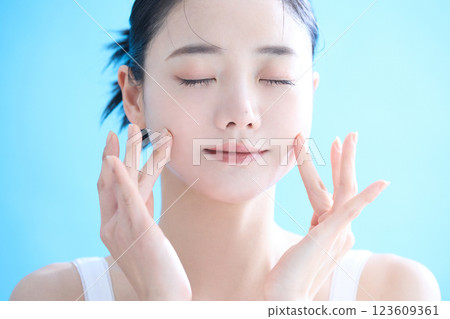 Young woman healthy skin care portrait Young woman healthy skin care portrait 123609361