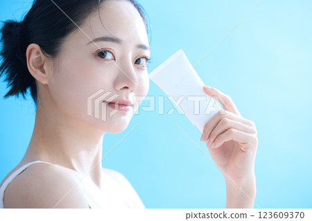 Young woman healthy skin care portrait Young woman healthy skin care portrait 123609370