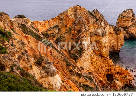 Ponta da Piedade cliffs, Algarve, Portugal 123609757