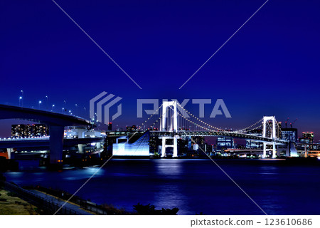 Toyosu Gururi Park Rainbow Bridge and Magic Hour 123610686