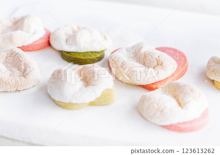 Marshmallow cookies 123613262