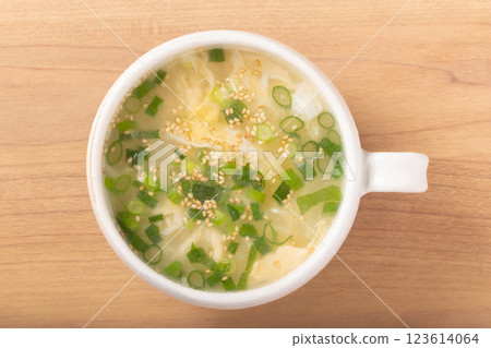 Chinese soup with beaten eggs and Chinese cabbage 123614064