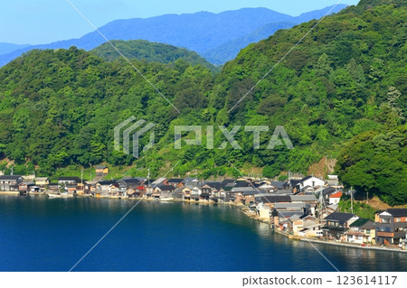 [Kyoto Prefecture] Funaya of Ine on a clear day 123614117