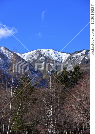 歐日光風景 - 從湯之湖眺望五色山 123619827