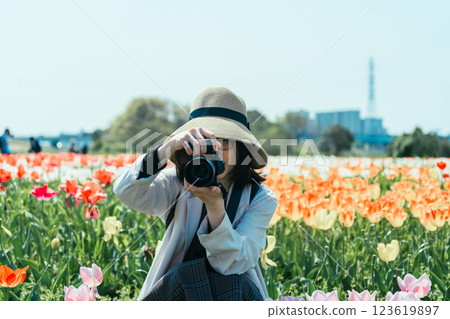Photographing tulips at Adachi Ward Agricultural Park Photographing tulips at Adachi Ward Agricultural Park 123619897