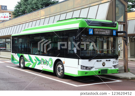 越後交通巴士：電動巴士（新潟縣長岡市：中央環狀線Kururin） 123620452