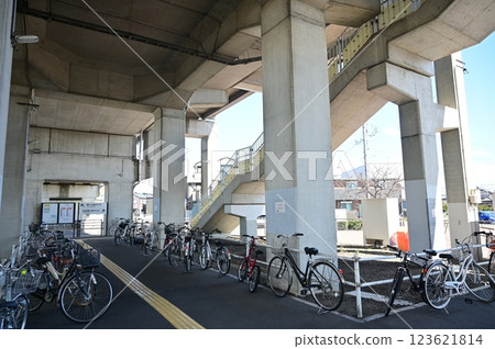 尾張裡宮車站 (東海交通) 城北線 123621814