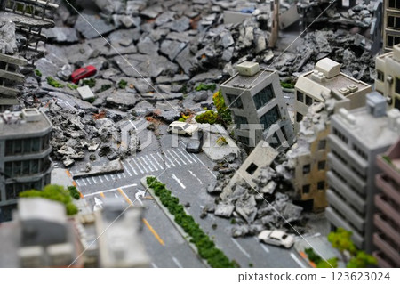 倒塌建築微縮模型 123623024