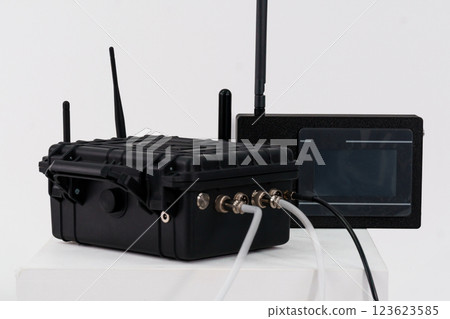 Advanced Portable Electronic Warfare System with Multiple Antennas and Control Interface Advanced Portable Electronic Warfare System with Multiple Antennas and Control Interface 123623585