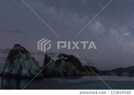 The strange rock formations, starry sky and Milky Way at Jodogahama Beach, a tourist attraction in Miyako City, Iwate Prefecture, in winter The strange rock formations, starry sky and Milky Way at Jodogahama Beach, a tourist attraction in Miyako City, Iwate Prefecture, in winter 123624580