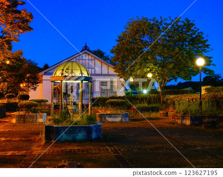 秋田縣小坂町明治百週年紀念街的景色 秋田縣小坂町明治百週年紀念街的景色 123627195