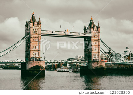 黃昏的倫敦塔橋 黃昏的倫敦塔橋 123628290
