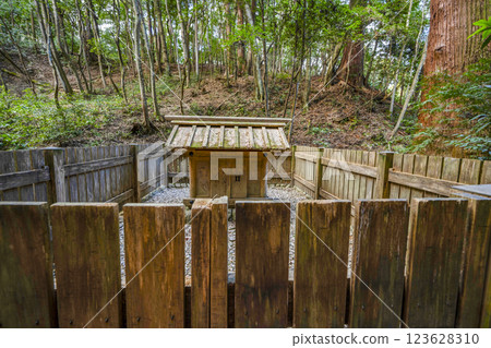 Toyouke Daijingu (Geku of Ise Jingu) Kamiomi Shrine 123628310