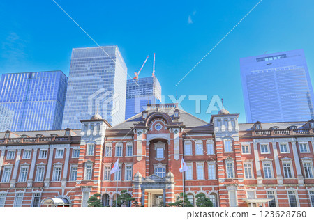 Tokyo Station Marunouchi Station Building and Cityscape 123628760