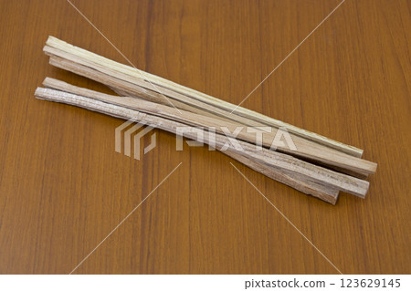 被解僱的樹 被解僱的樹 123629145