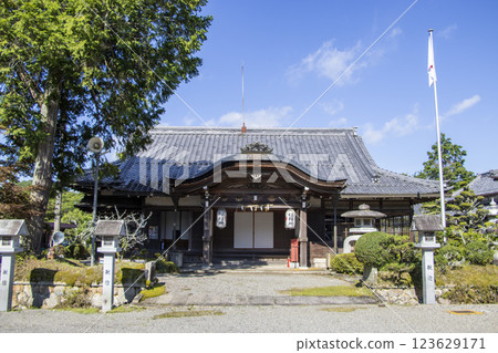 鳳神社社務所 123629171