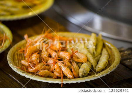 炸蝦，好吃 123629861