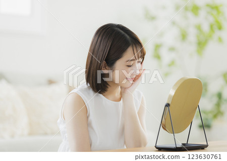 少婦，美人像』 123630761