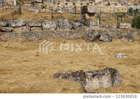 Türkiye, Pamukkale, Hierapolis ruins Türkiye, Pamukkale, Hierapolis ruins 123630859
