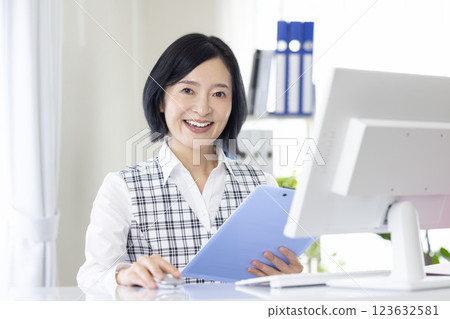 Medical reception staff in uniform Medical reception staff in uniform 123632581