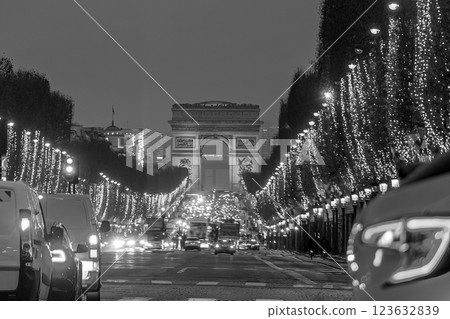 Road of Champs Elysee leading to Arc de Triomphe in Paris, France 123632839
