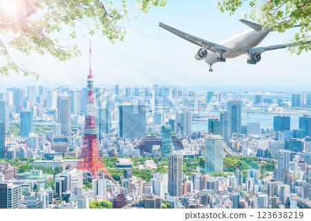 東京城市景觀與飛機 123638219