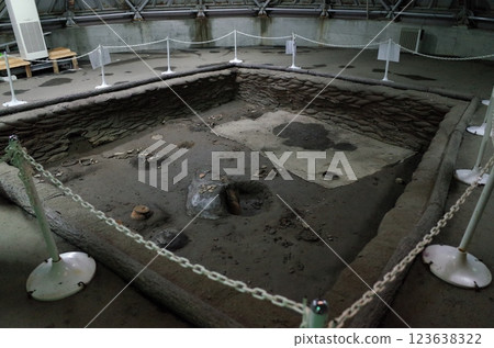 發掘現場展示圖_青森 123638322