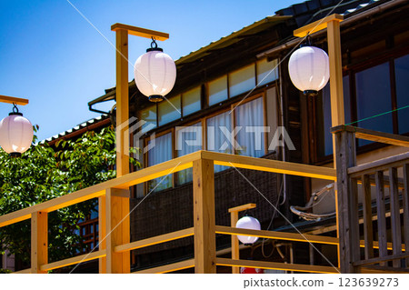 [京都風景] 先鬥町的鴨川豊燈和珙鳥燈 123639273
