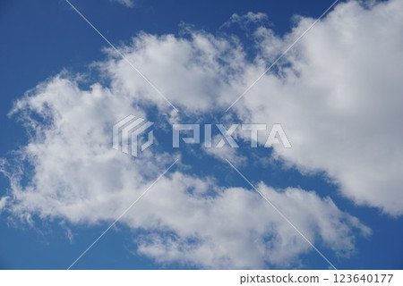 Clouds floating in the blue sky Clouds floating in the blue sky 123640177