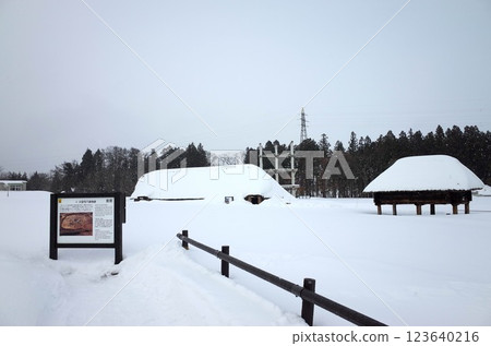 三內丸山遺址的雪景_青森 三內丸山遺址的雪景_青森 123640216