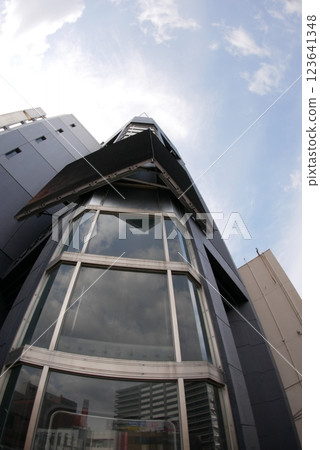 使用18mm單焦廣角鏡頭拍攝的快照。 123641348