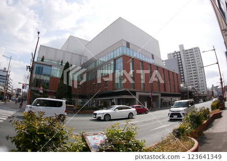 使用18mm單焦廣角鏡頭拍攝的快照。 使用18mm單焦廣角鏡頭拍攝的快照。 123641349