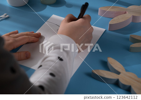 EASTER eggs painting Sustainable preparation Diy process of making handmade greeting cards. Step by step activity for children. Inclusive and responsible stress relief holiday hobby 123642112