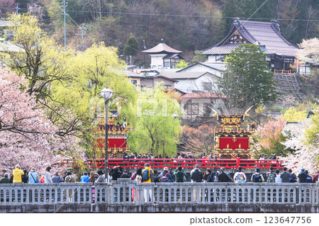 230414 Spring Takayama Festival g099 123647756