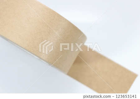 Paper duct tape: Easy to tear by hand, extremely easy to use 123653141