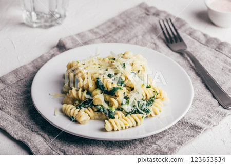 Pasta With Spinach And Cheese Pasta With Spinach And Cheese 123653834