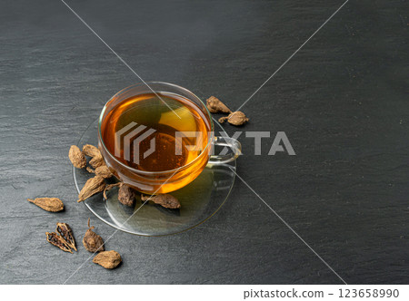 Cardamom Tea, Cardamon Drink, Kardamon Infusion, Cardamum Spice Beverage, Natural Tonic Energy Drink 123658990