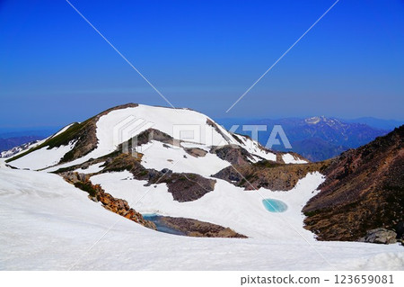 Mount Hakusan, Kaga: Mount Oonami Mount Hakusan, Kaga: Mount Oonami 123659081