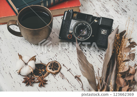 Mugs, books and stylish interior 123662369