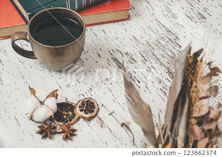 Mugs, books and stylish interior 123662374