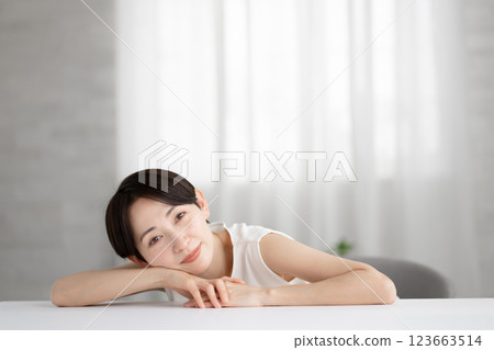 中年女性美容保養 123663514