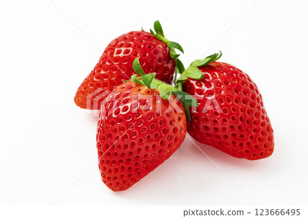 White background strawberry White background strawberry 123666495