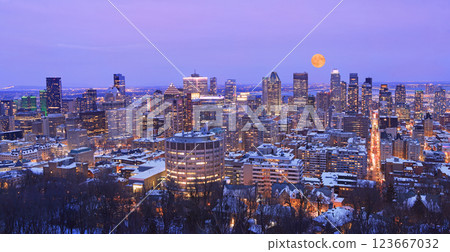 Aerial view of Montreal skyline at dusk in winter, Quebec, Canada 123667032