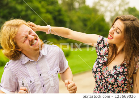 Couple outdoor having argue 123669026