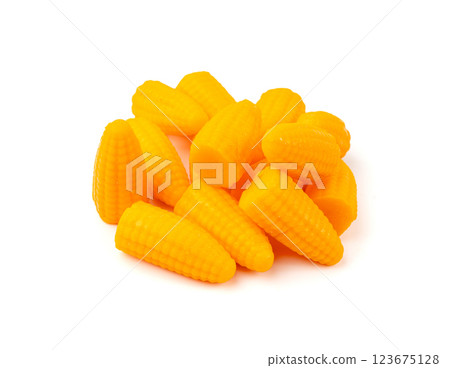 Corn ear chews, jelly milk chewable candies with corn flavor, Vietnamese chewable candies Corn ear chews, jelly milk chewable candies with corn flavor, Vietnamese chewable candies 123675128